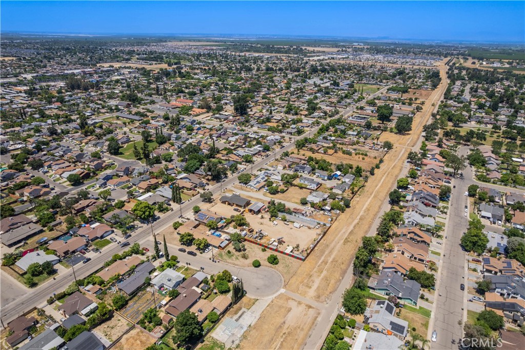 1 N Bridge St, Visalia, CA 93291