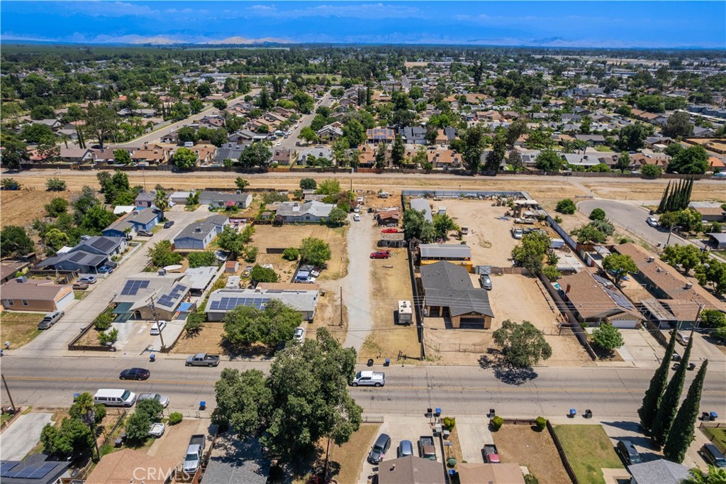 1 N Bridge St, Visalia, CA 93291