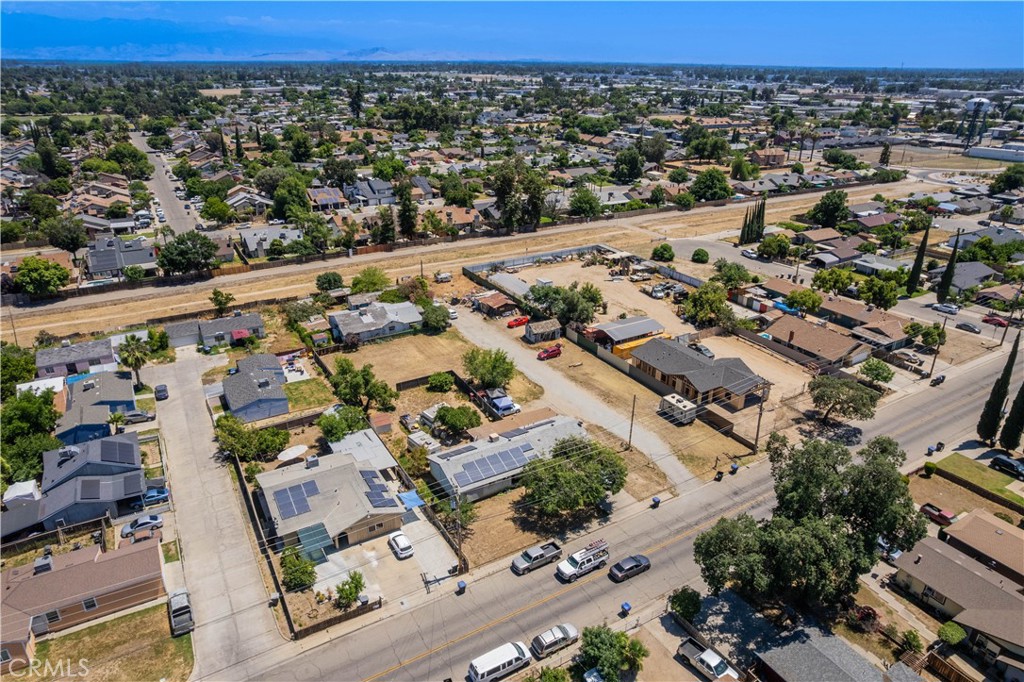 1 N Bridge St, Visalia, CA 93291