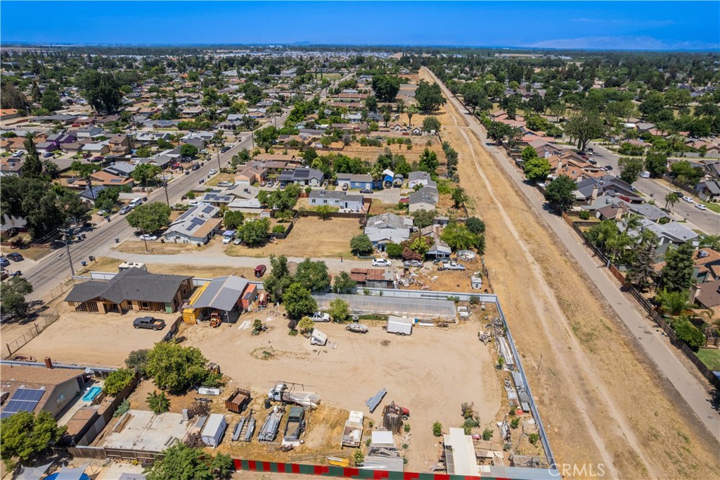 1 N Bridge St, Visalia, CA 93291