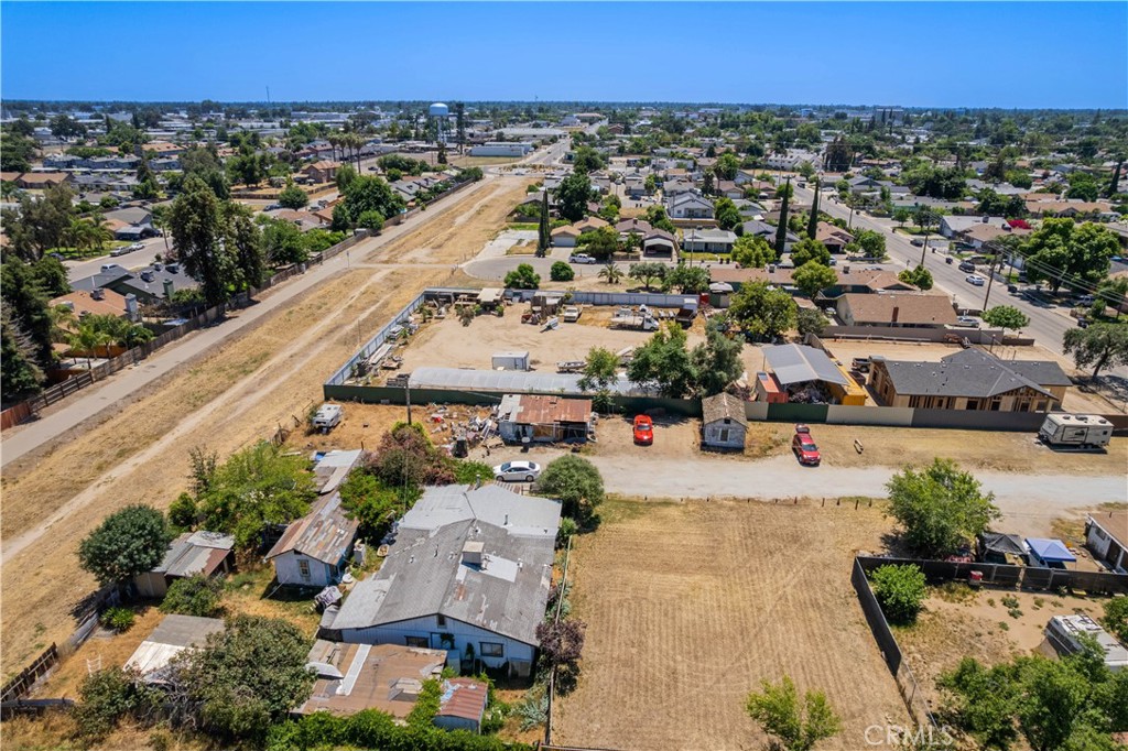 1 N Bridge St, Visalia, CA 93291