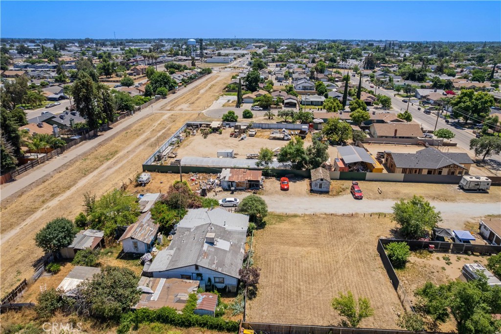 1 N Bridge St, Visalia, CA 93291