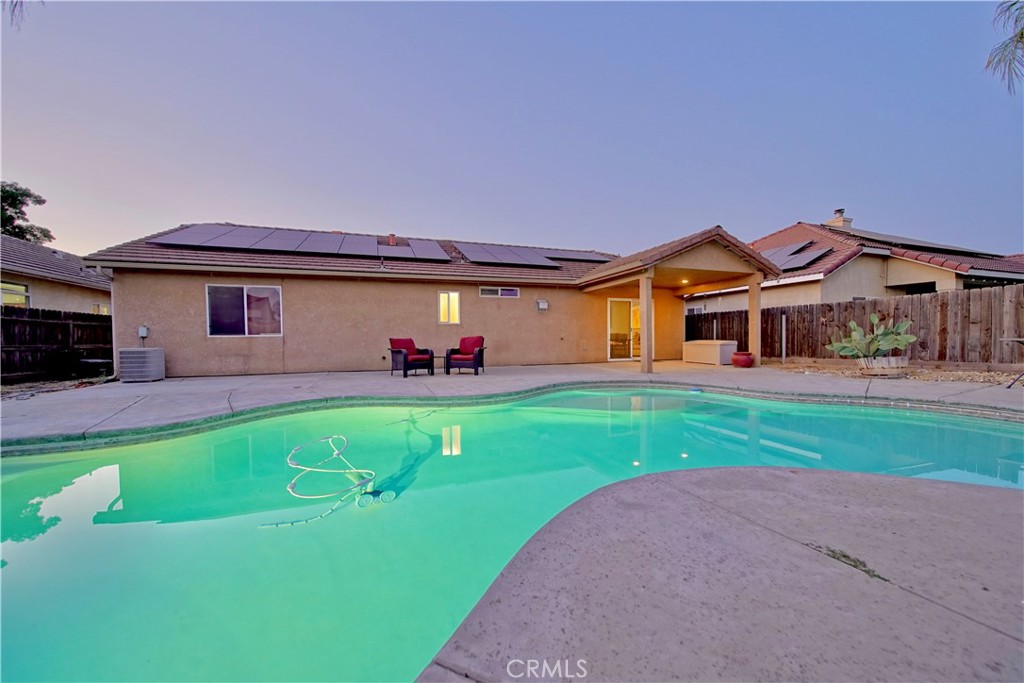 2159 Charlie Chambers Dr, Hanford, CA 93230