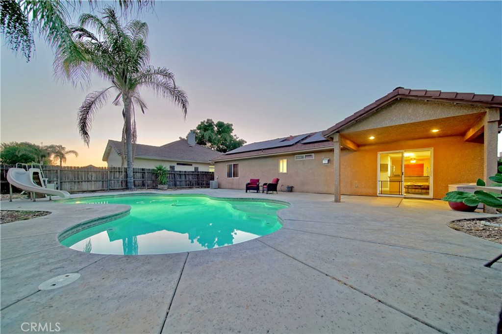 2159 Charlie Chambers Dr, Hanford, CA 93230
