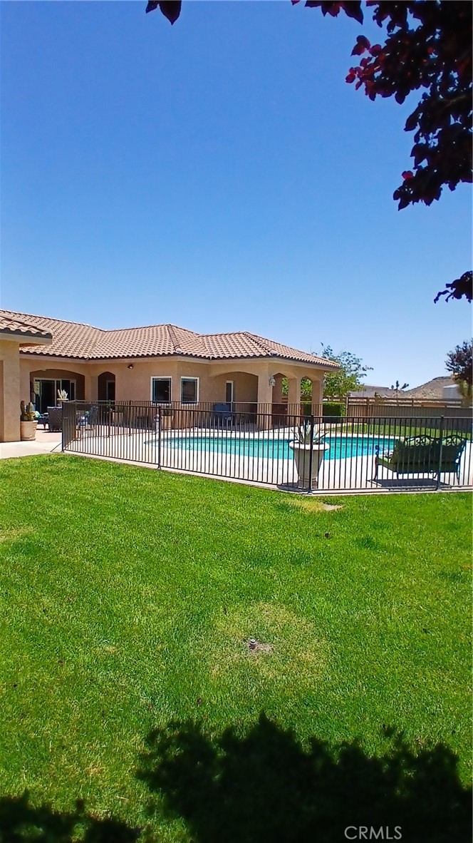 52775 Pipes Canyon Rd, Pioneertown, CA 92268
