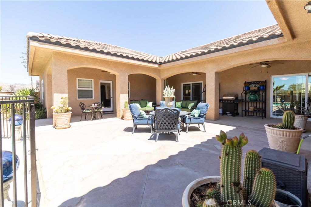 52775 Pipes Canyon Rd, Pioneertown, CA 92268