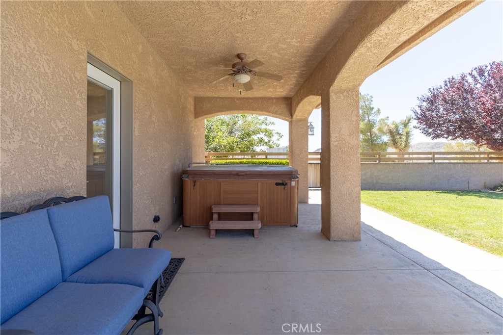 52775 Pipes Canyon Rd, Pioneertown, CA 92268