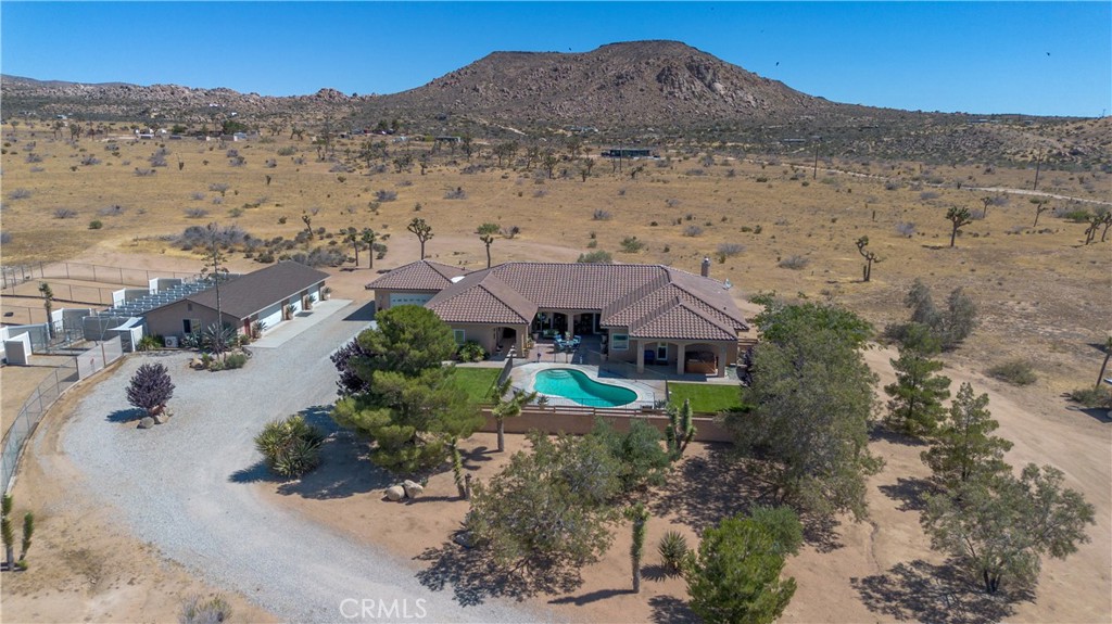 52775 Pipes Canyon Rd, Pioneertown, CA 92268