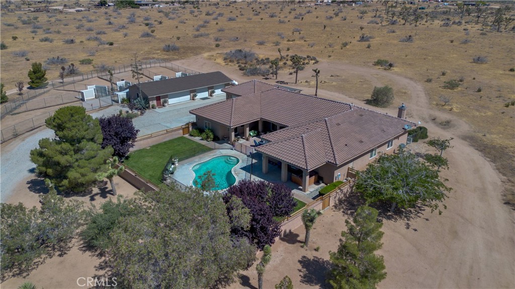52775 Pipes Canyon Rd, Pioneertown, CA 92268
