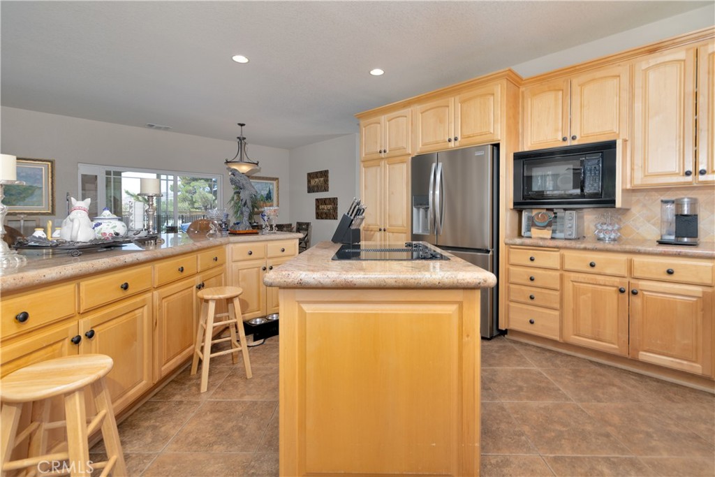 52775 Pipes Canyon Rd, Pioneertown, CA 92268