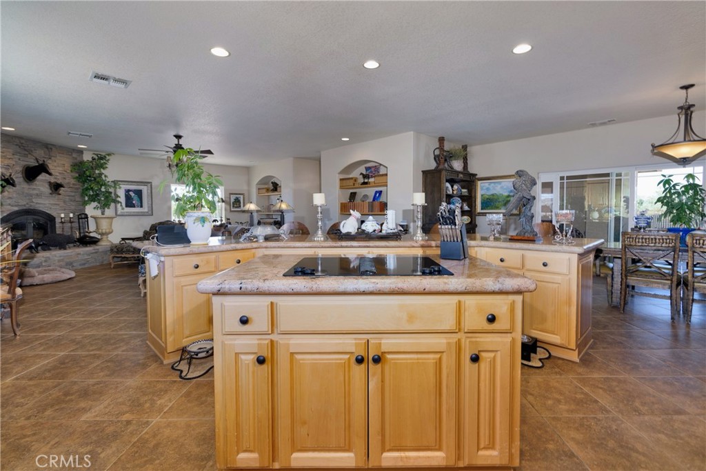 52775 Pipes Canyon Rd, Pioneertown, CA 92268
