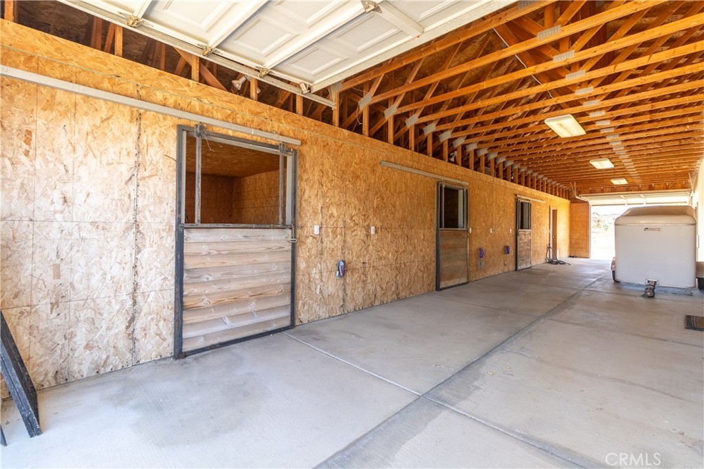 52775 Pipes Canyon Rd, Pioneertown, CA 92268