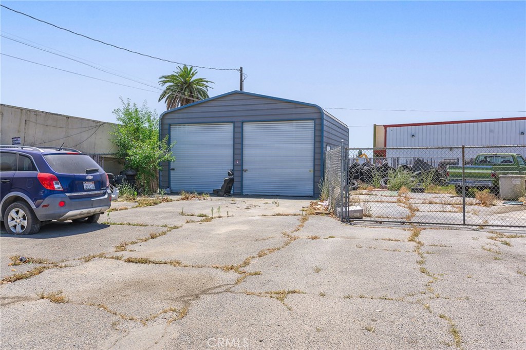 1450 W Main, Merced, CA 95340