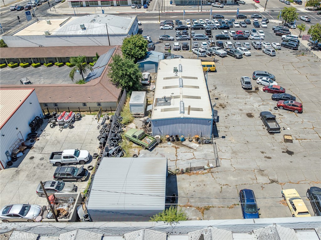 1450 W Main, Merced, CA 95340