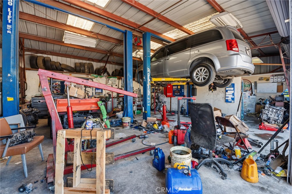 1450 W Main, Merced, CA 95340