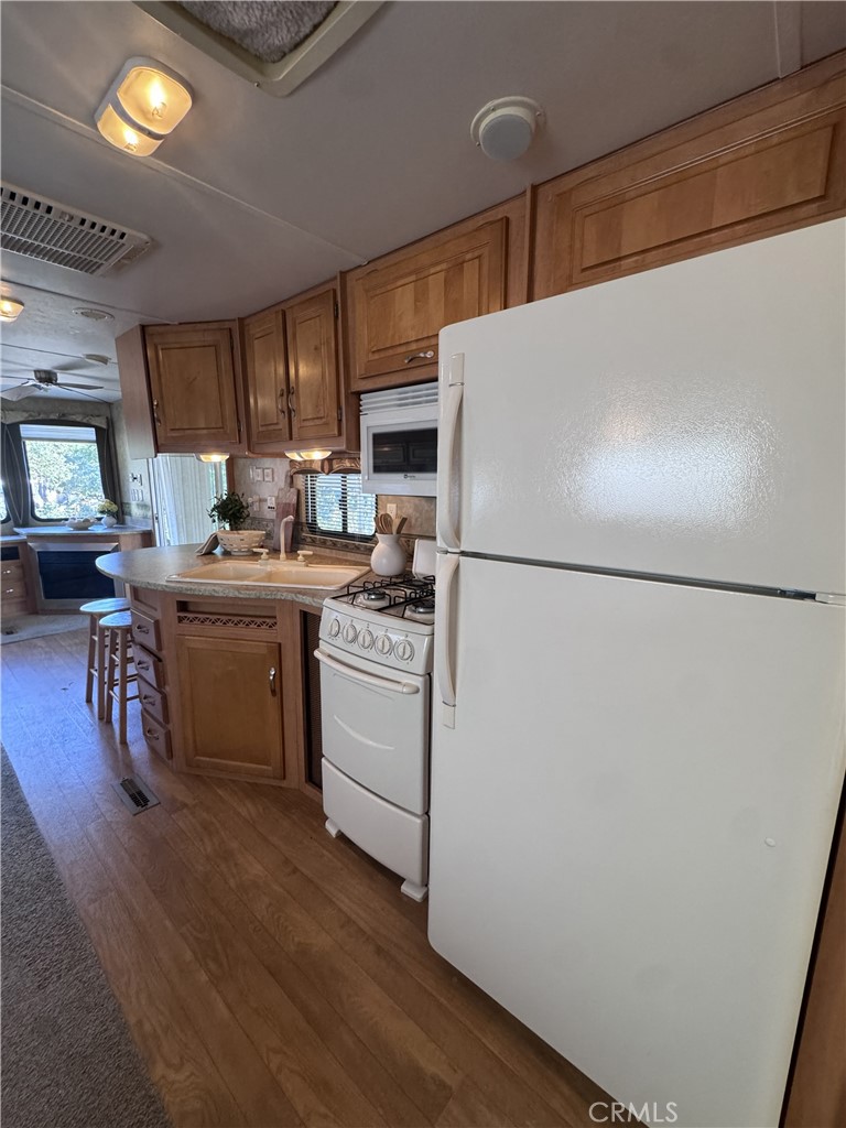 2296 Big Bear Ln, Paso Robles, CA 93446