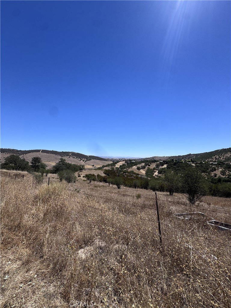 2296 Big Bear Ln, Paso Robles, CA 93446
