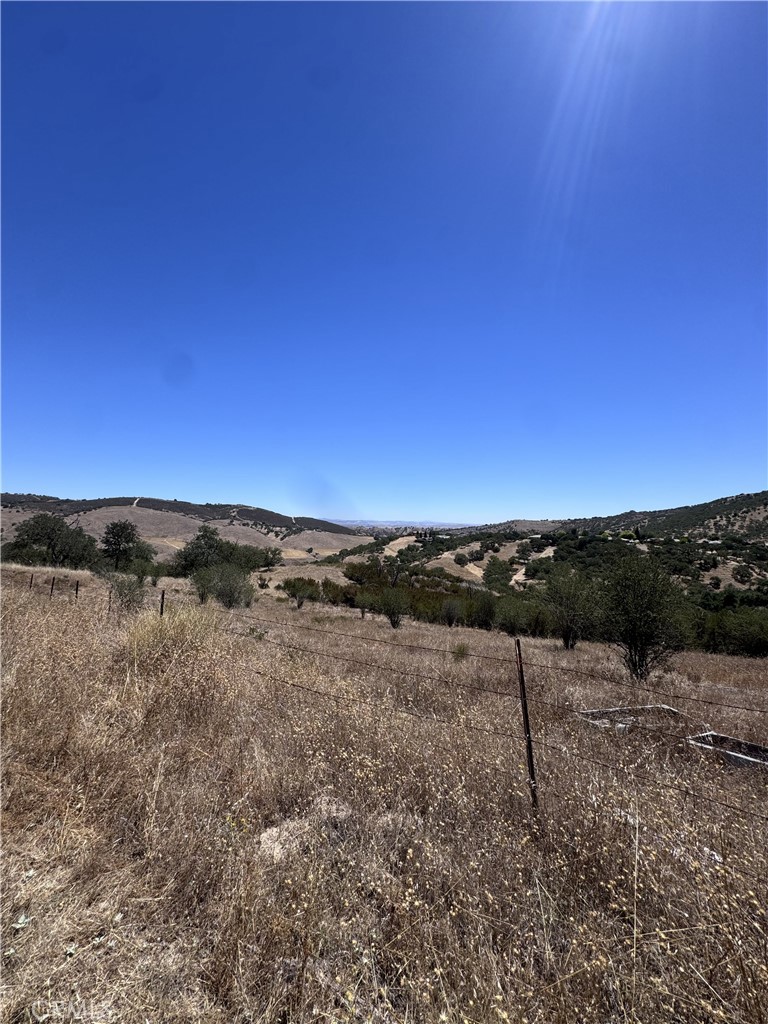 2296 Big Bear Ln, Paso Robles, CA 93446