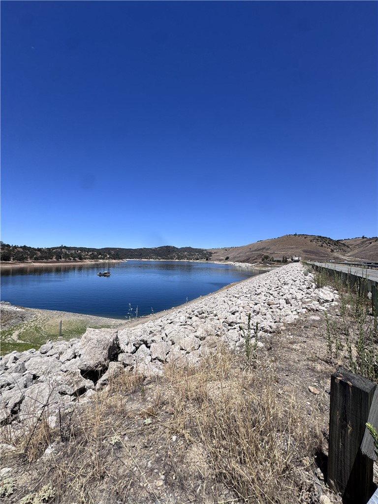 2296 Big Bear Ln, Paso Robles, CA 93446