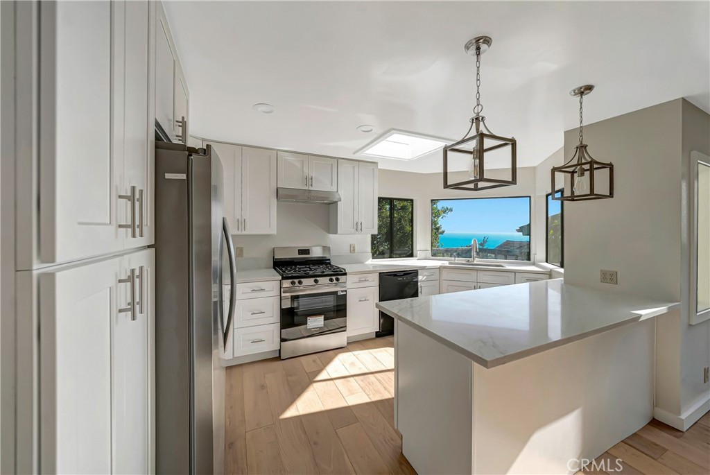 470 Wellington, Cambria, CA 93428