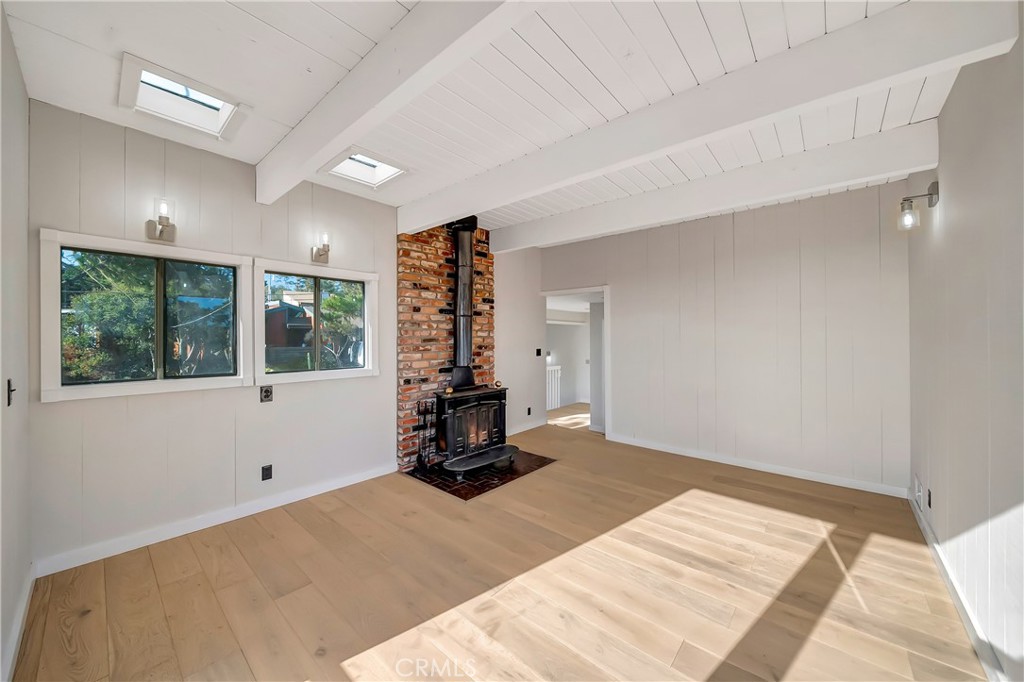 470 Wellington, Cambria, CA 93428