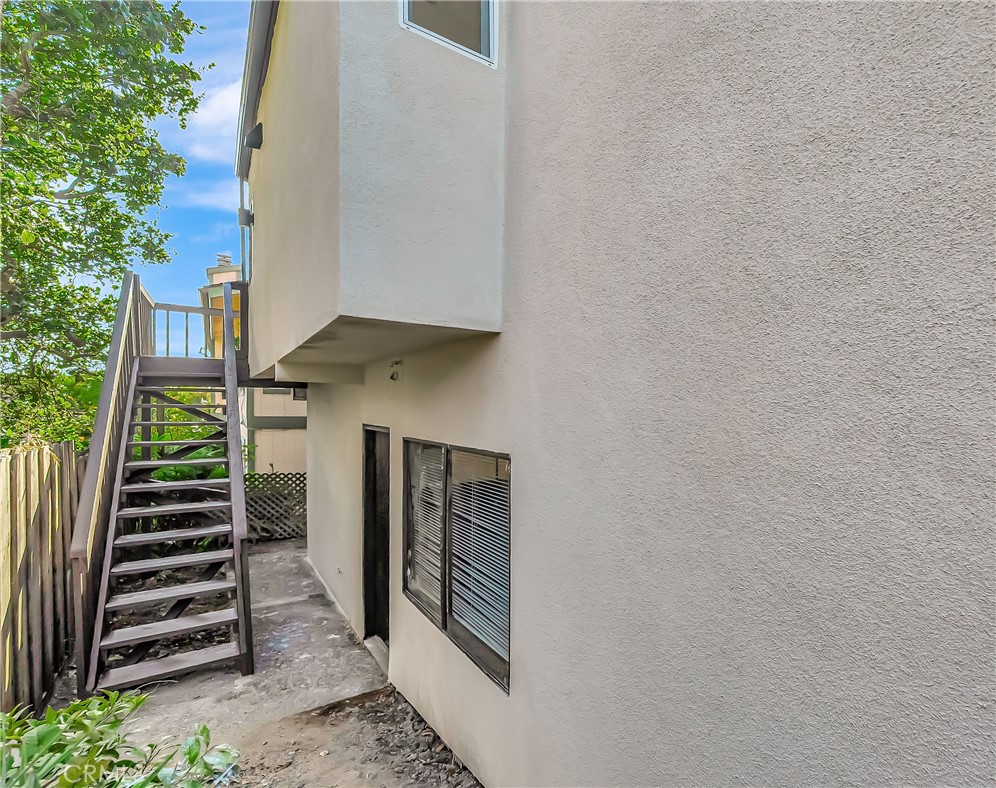 470 Wellington, Cambria, CA 93428