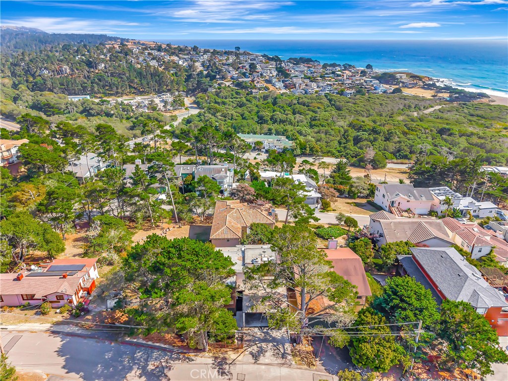 470 Wellington, Cambria, CA 93428