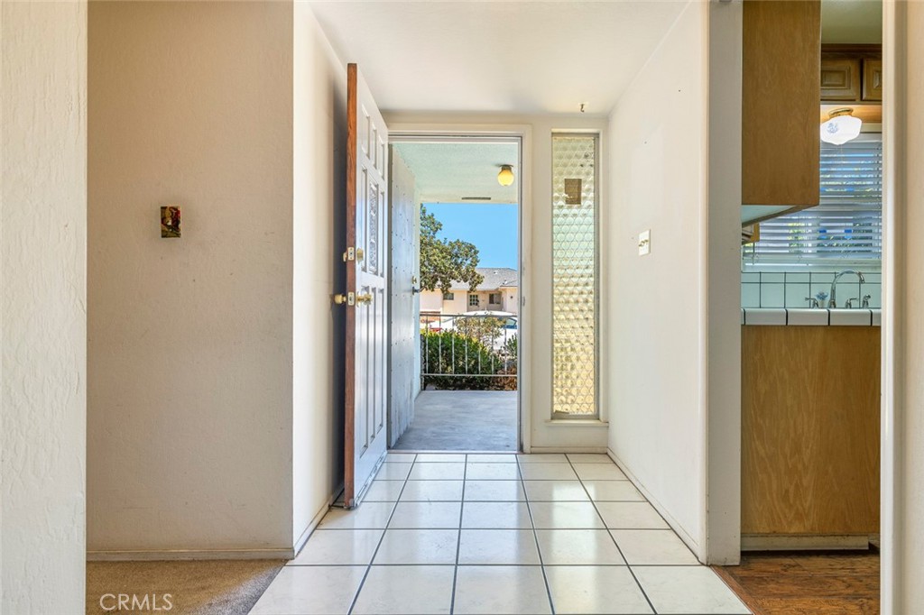 719 E Wrenwood, Fresno, CA 93710
