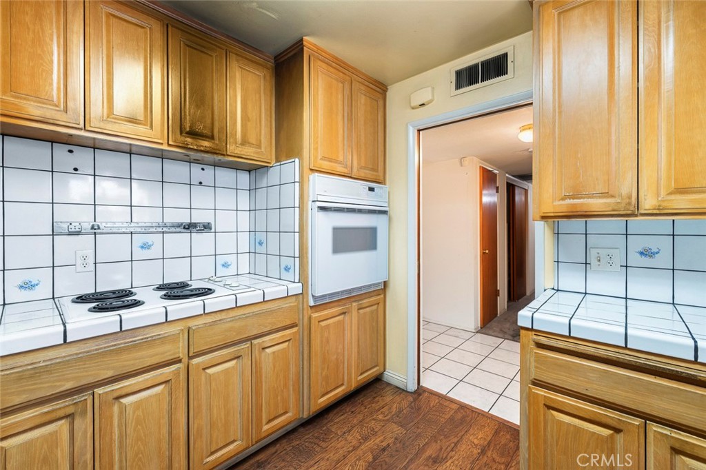 719 E Wrenwood, Fresno, CA 93710