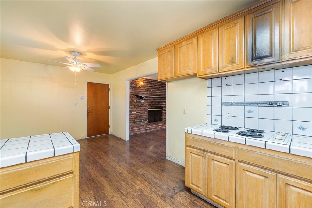 719 E Wrenwood, Fresno, CA 93710