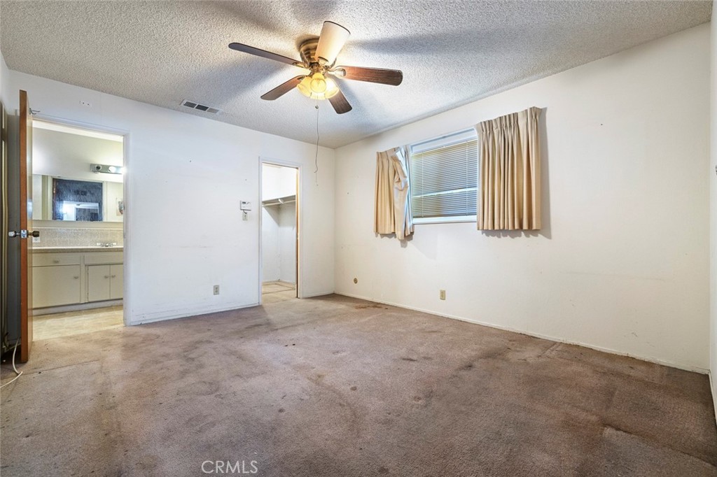 719 E Wrenwood, Fresno, CA 93710