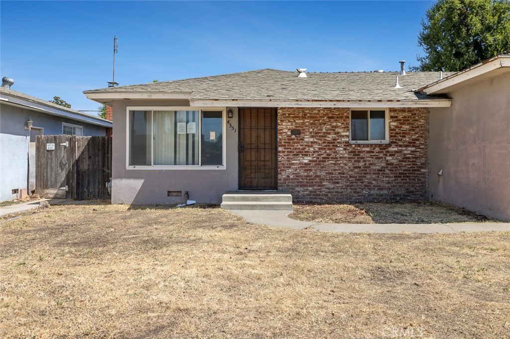 4351 E Holland, Fresno, CA 93726