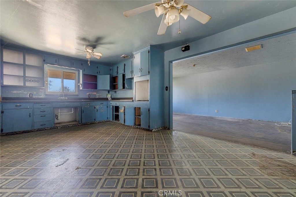 4351 E Holland, Fresno, CA 93726