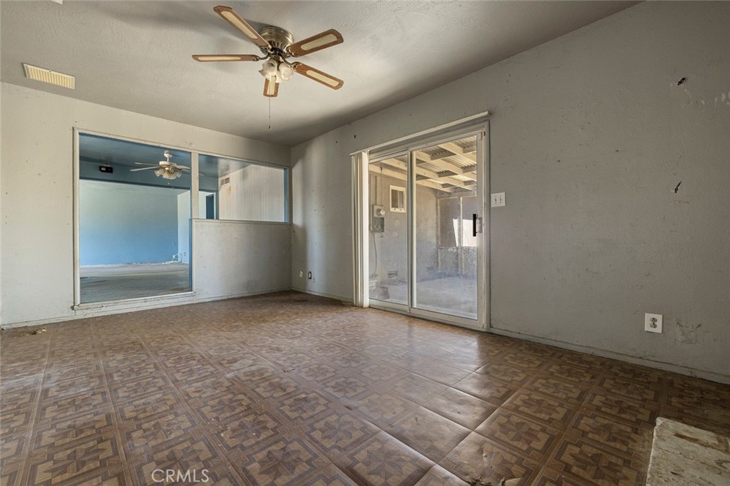 4351 E Holland, Fresno, CA 93726
