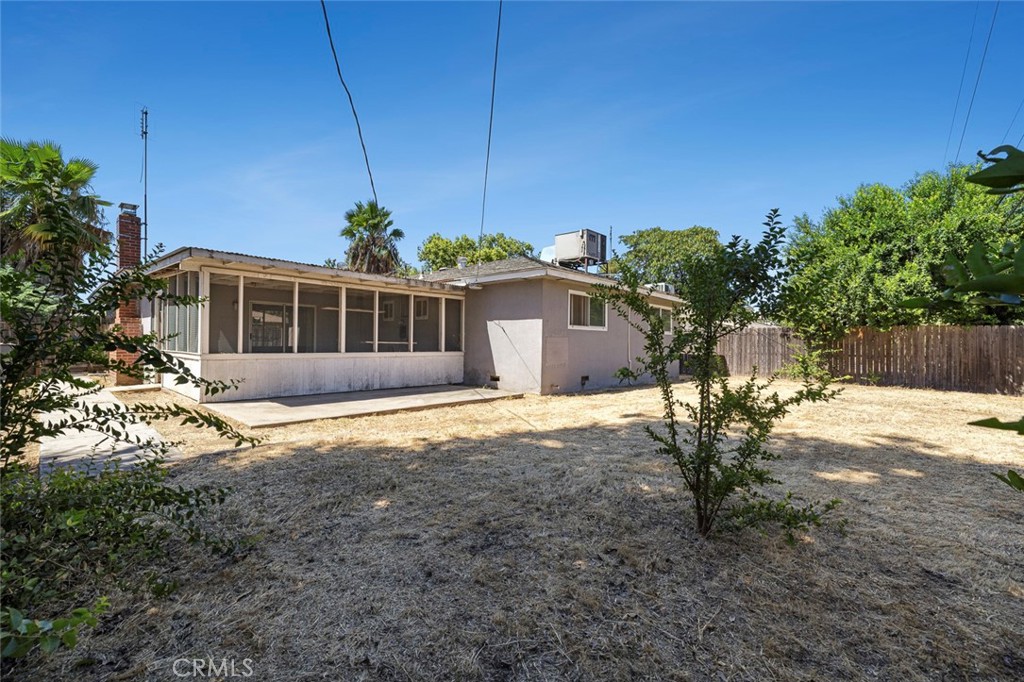 4351 E Holland, Fresno, CA 93726