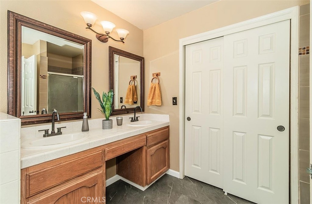 6155 N Haslam ave, Fresno, CA 93711