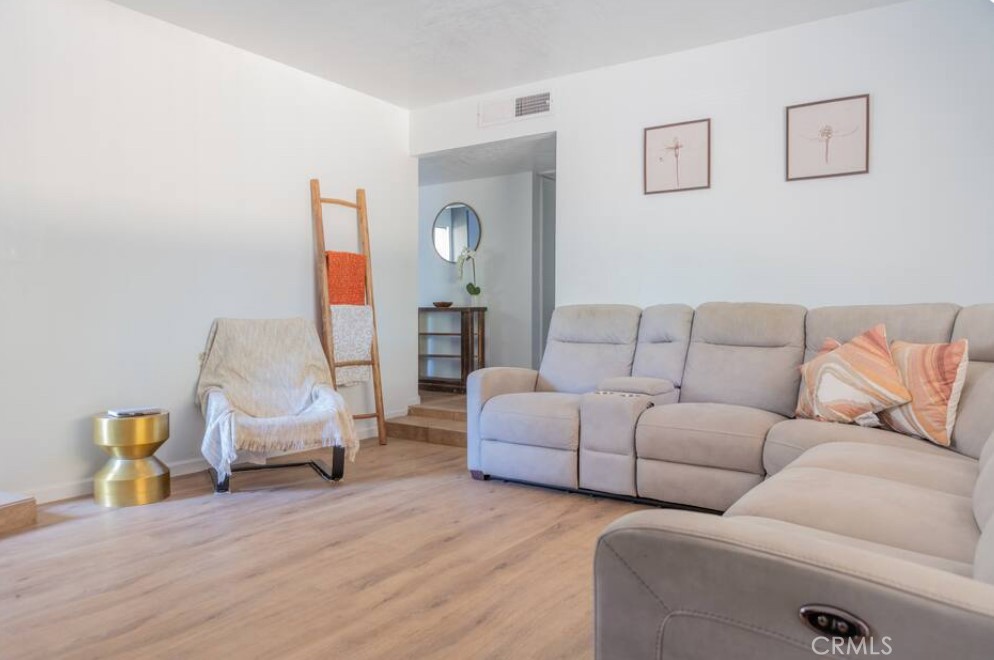 2923 Fine Ave, Clovis, CA 93612