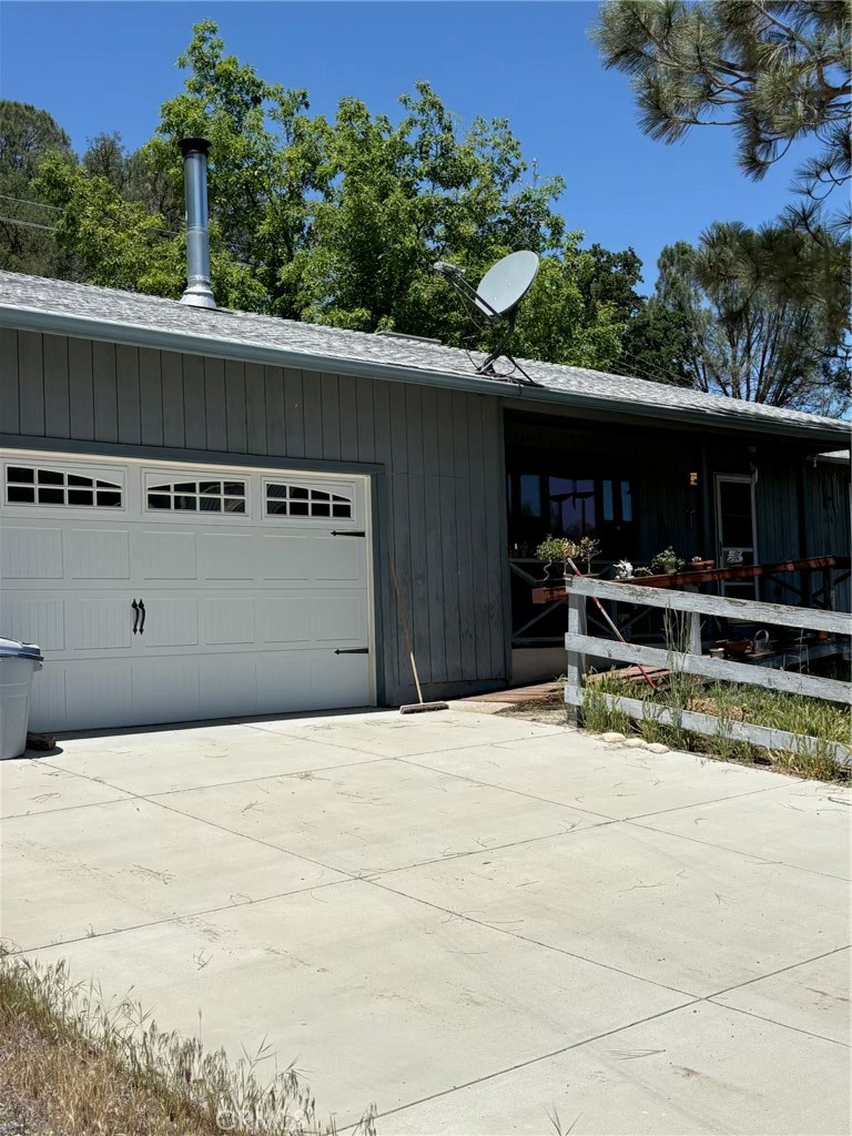 11889 Highway 155, Woody, CA 93287