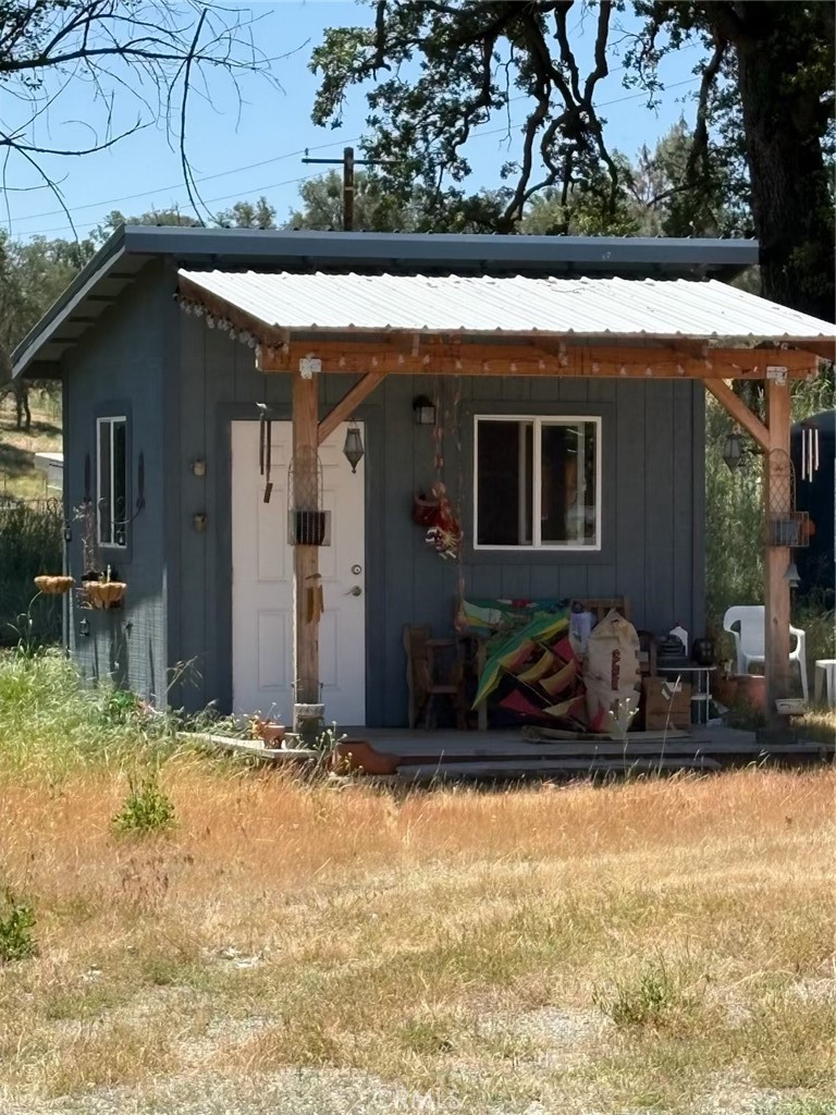 11889 Highway 155, Woody, CA 93287