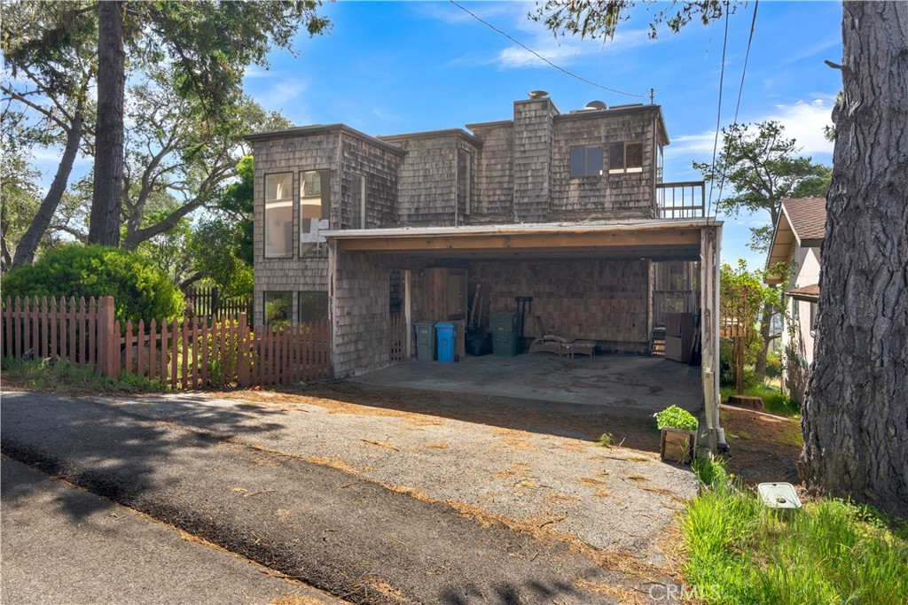 470 wellington st, Cambria, CA 93428