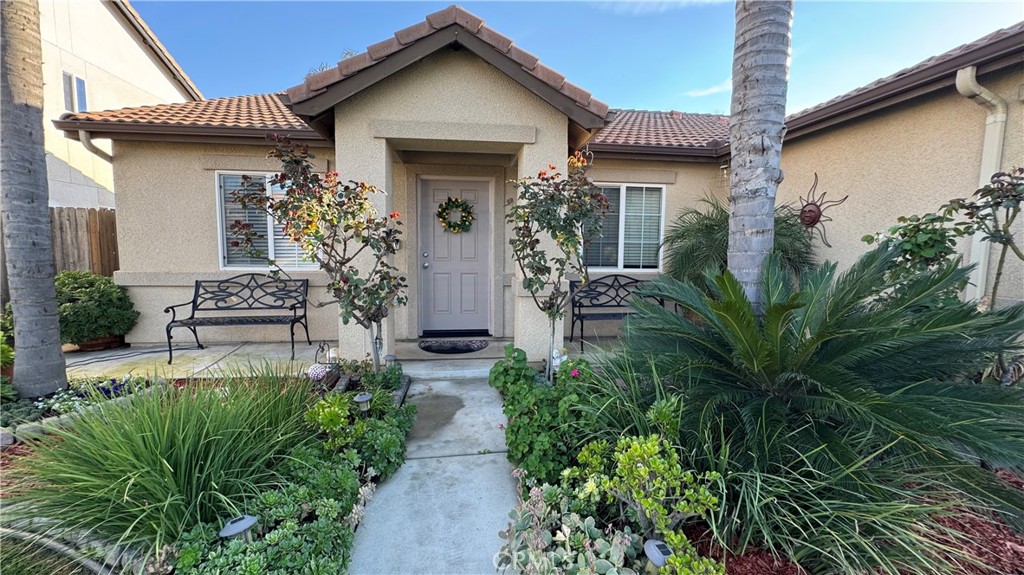 2622 Casa Serena Dr, Delano, CA 93215