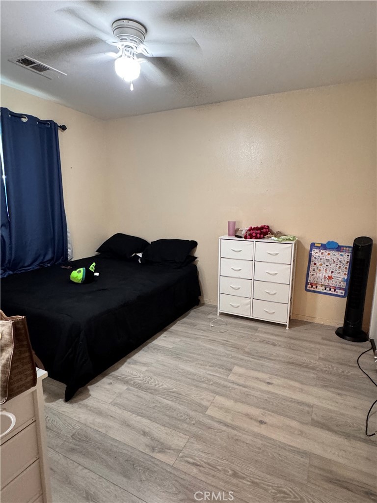 142 White, Tulare, CA 93274