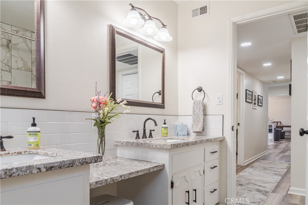 5739 N Pleasant, Fresno, CA 93711