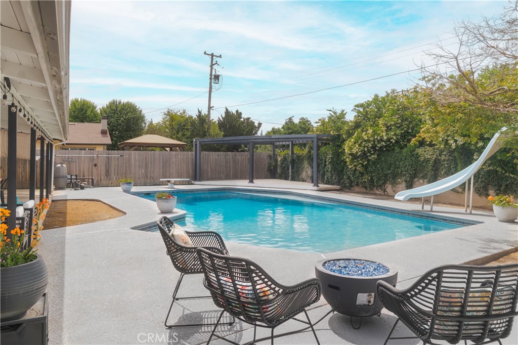 5739 N Pleasant, Fresno, CA 93711