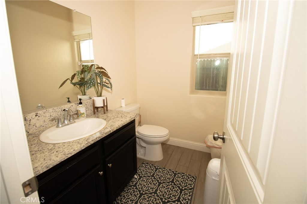 2482 Valdes Dr, Merced, CA 95340