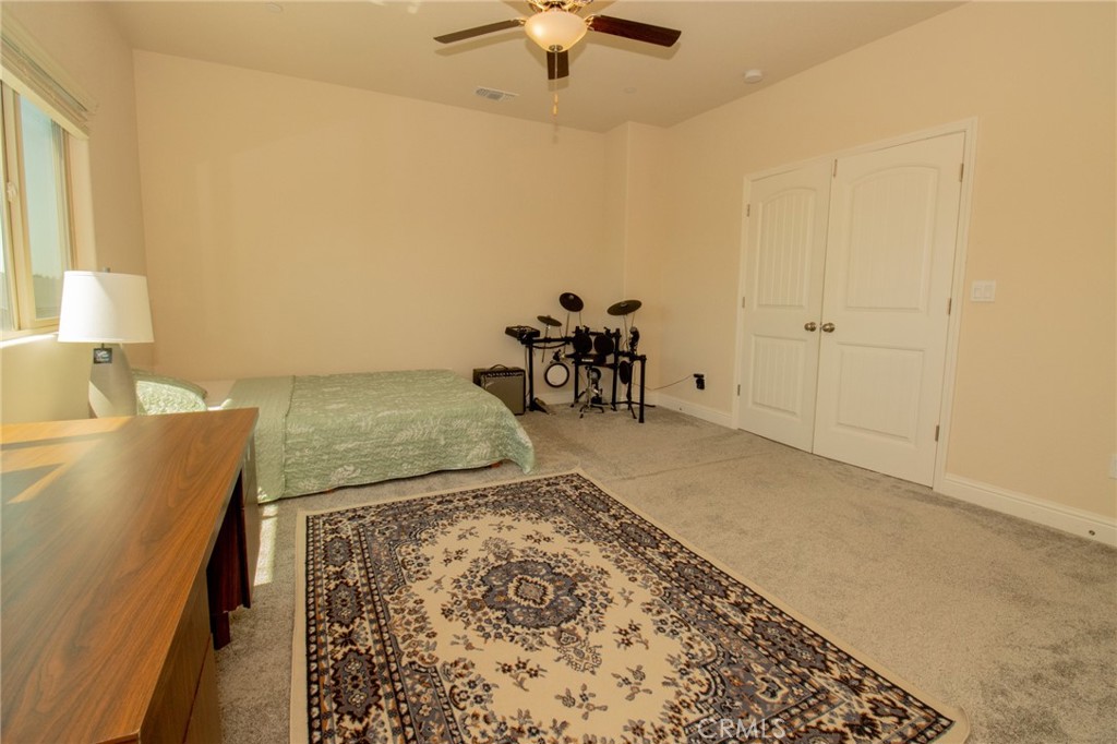 2482 Valdes Dr, Merced, CA 95340