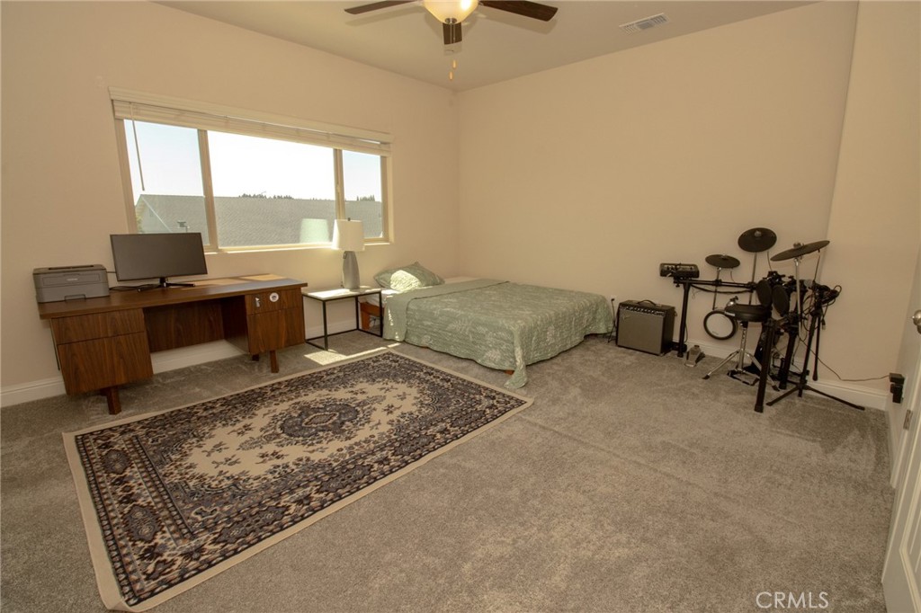 2482 Valdes Dr, Merced, CA 95340