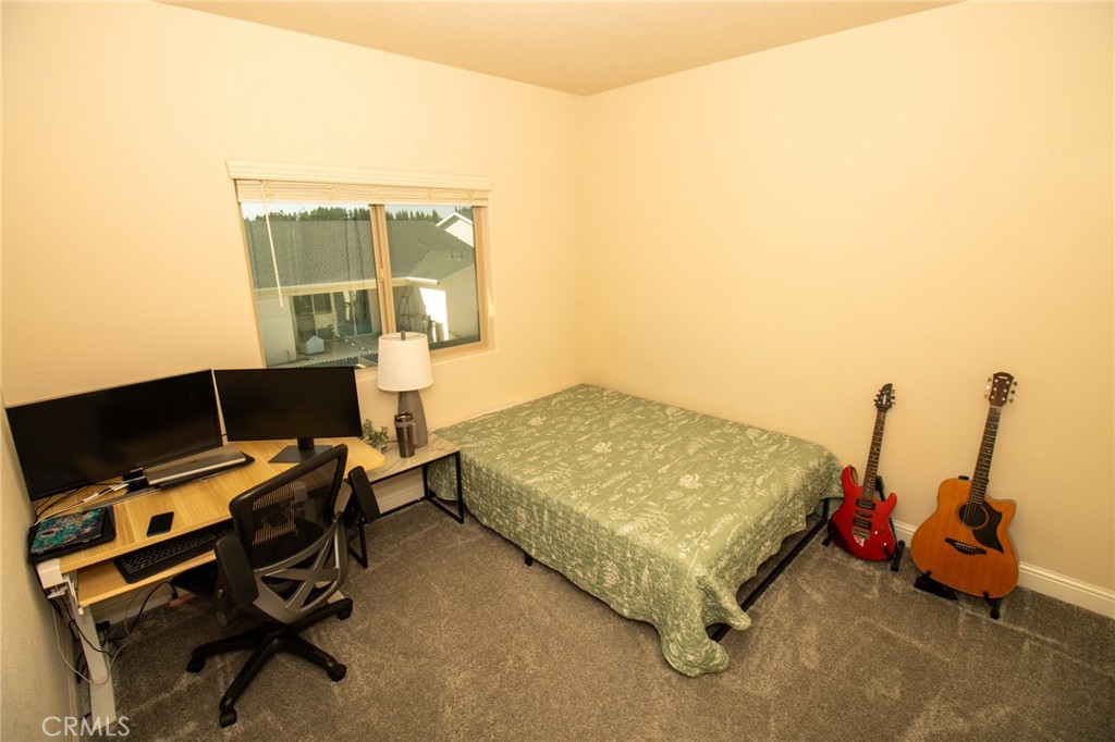 2482 Valdes Dr, Merced, CA 95340