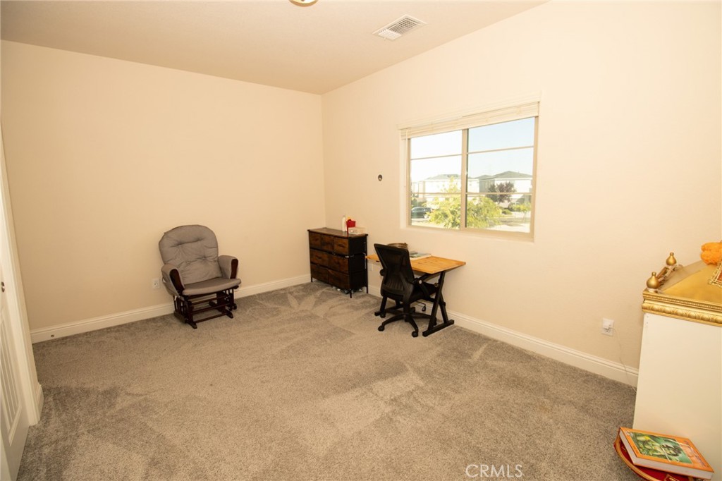 2482 Valdes Dr, Merced, CA 95340