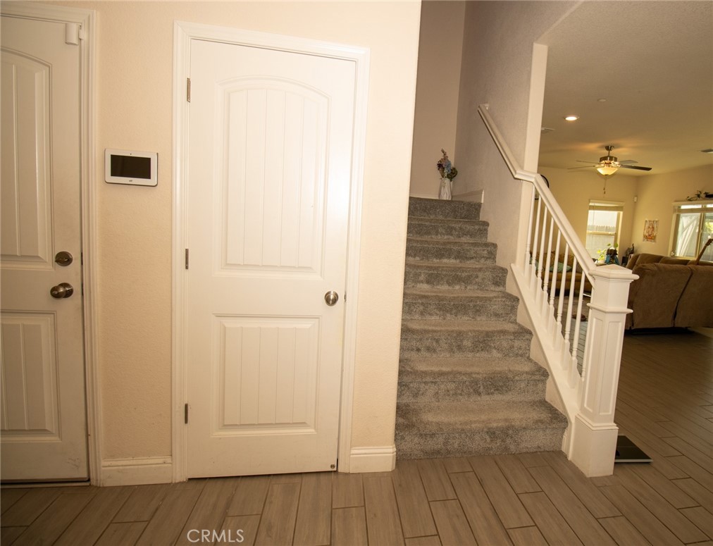 2482 Valdes Dr, Merced, CA 95340